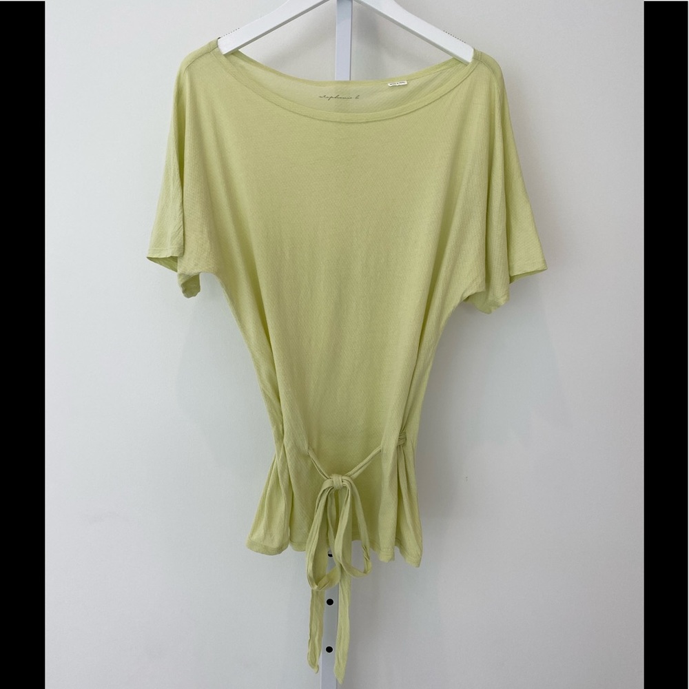 STEPHANIE B LIGHT GREEN BELTED TOP SIZE XS